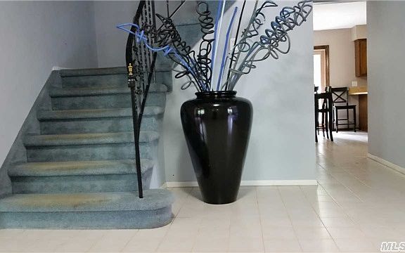 3rd image of 16 Andrea Ln