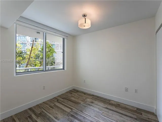 6620 Indian Creek Dr — Photo 10