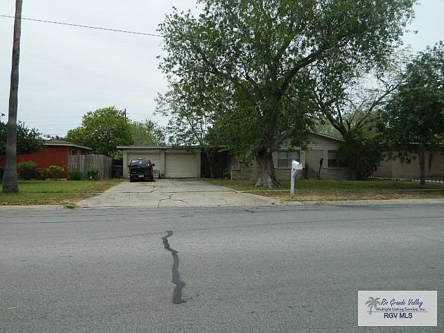 2nd image of 2325 E Washington Ave