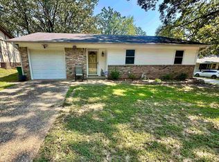 8222 Mark Ave, Sherwood, AR 72120