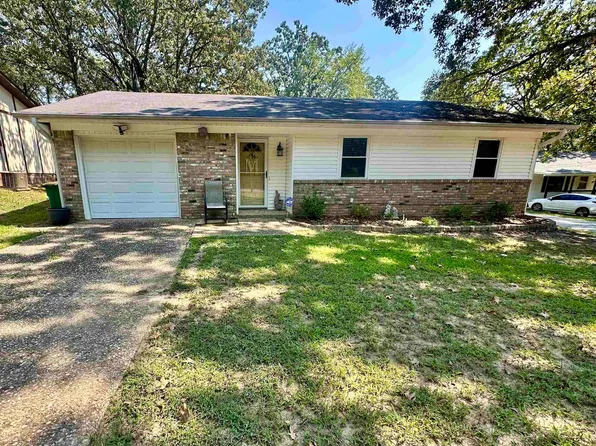 8222 Mark Ave, Sherwood, AR 72120