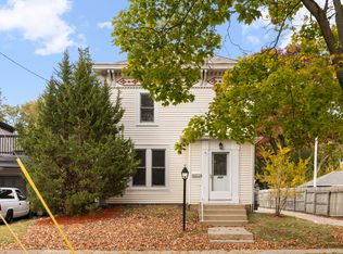 466 Simms St, Aurora, IL 60505