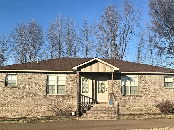 174 Courtright Rd #G, Martin, TN 38237