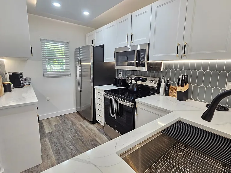 437 Cerromar Ln #424-22 — Photo 32