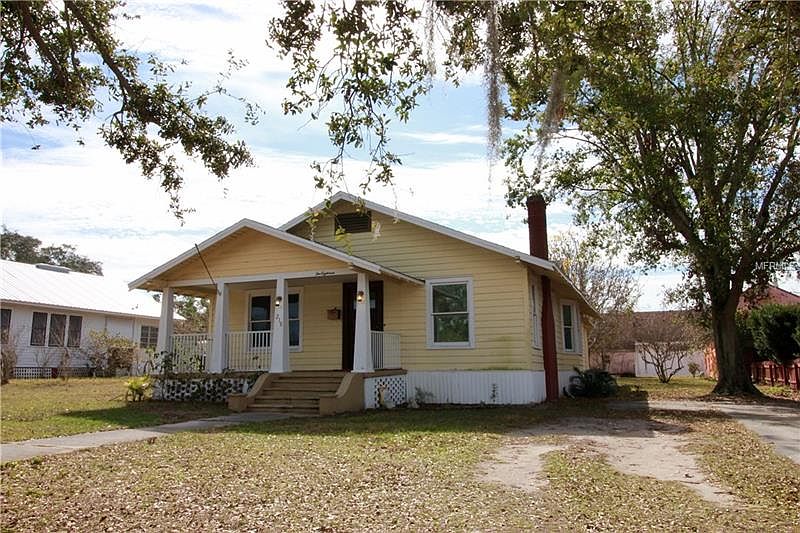 1st image of 218 E Seminole Ave