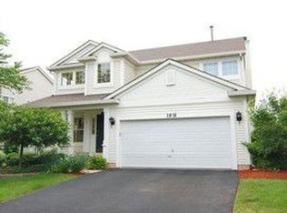 1931 Skylane Dr, Naperville, IL 60564