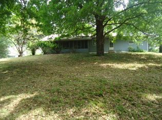 5409 Carver Rd, Neosho, MO 64850