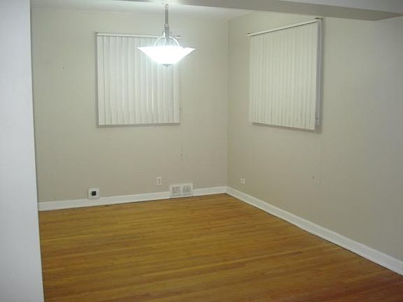 4th image of 1010 Eastern Ave #A