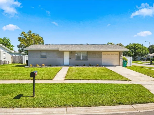 9453 GOLDEN GROVE STREET, SEMINOLE, FL 33772