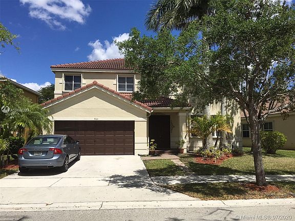 2nd image of 964 Tulip Cir #964