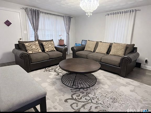 2nd image of 190 Anderson Avenue