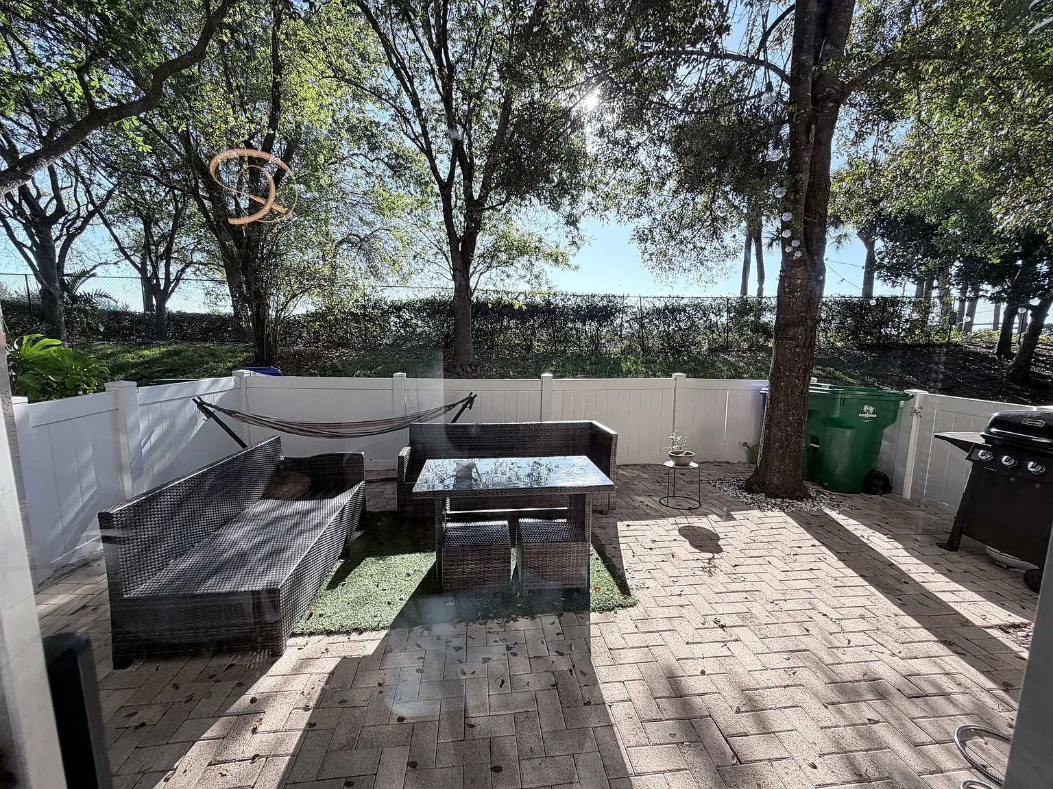 4 bed, 2005 sqft, $3,000 — Photo 3