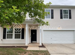 1841 Swan Dr, Charlotte, NC 28216