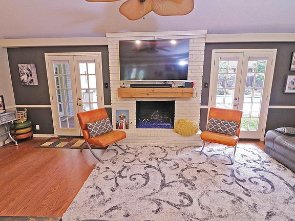 4th image of 3003 River Oaks Dr