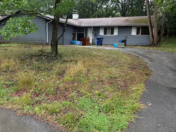 25 Linda Rd, Braintree, MA 02184