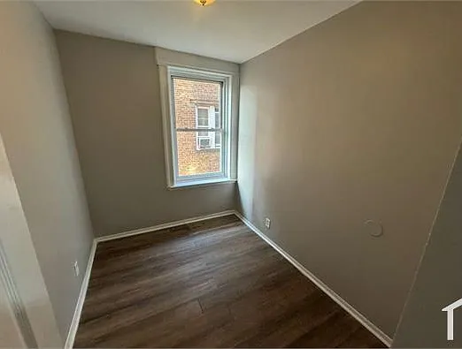 275 S 7th St #3S — Photo 5