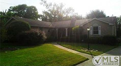 1st image of 3805 Dunbar Dr