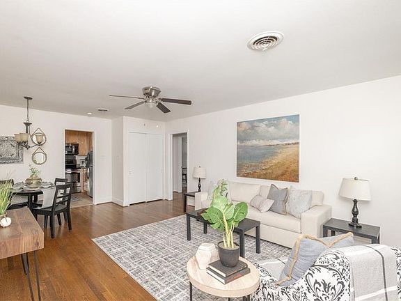 3rd image of 4030 Forest Hill Ave Unit 20