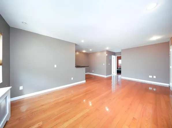 271 Bay 19th Street image 10 of 24