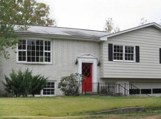 832 Bright Leaf Rd, Lawrenceville, VA 23868