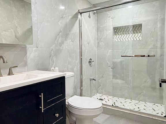 4th image of 2226 E 27th St Floor 1