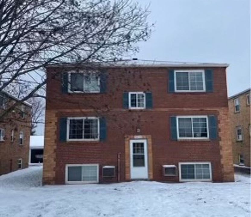 1st image of 4330 Oakwood Ave APT 1