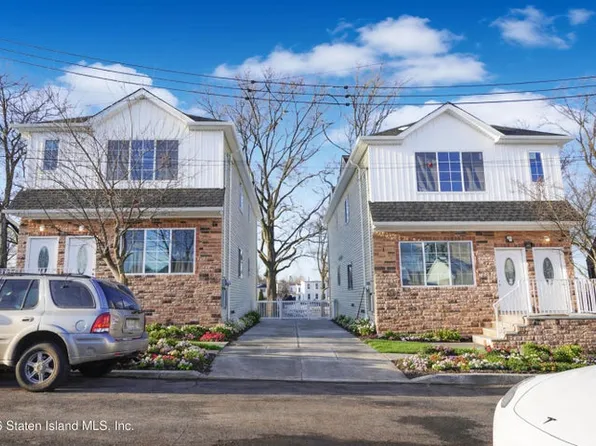 24 Shaughnessy Ln, Staten Island, NY