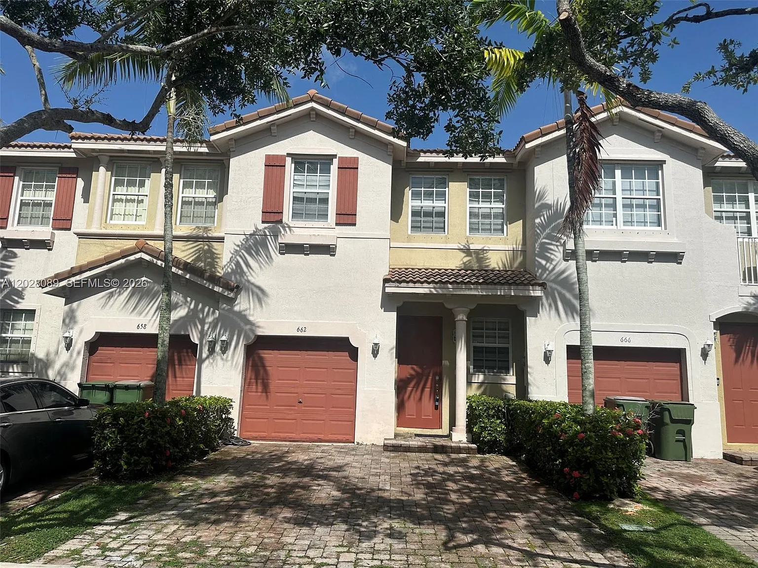Portofino Villas West — Photo 1