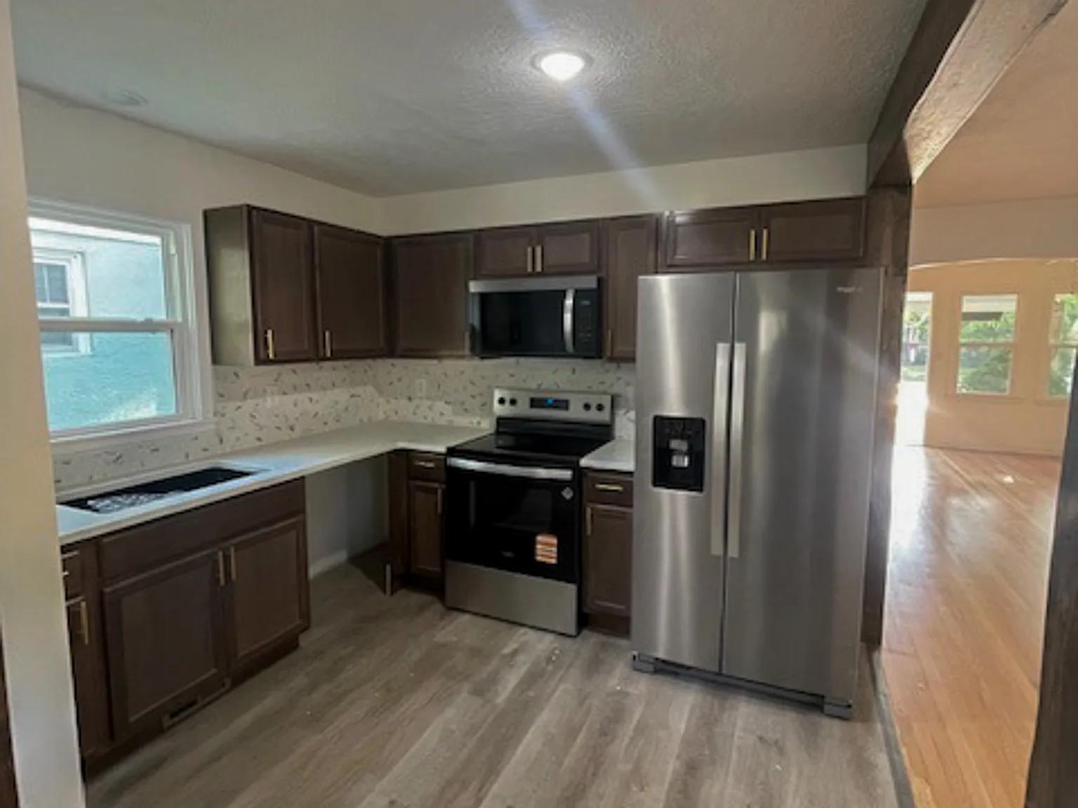 4 bed, 1060 sqft, $2,800 — Photo 3