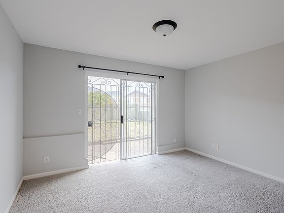 2nd image of 215 Lausanne Ave
