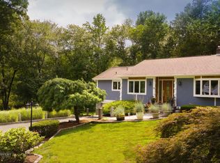 415 Wire Mill Rd, Stamford, CT 06903