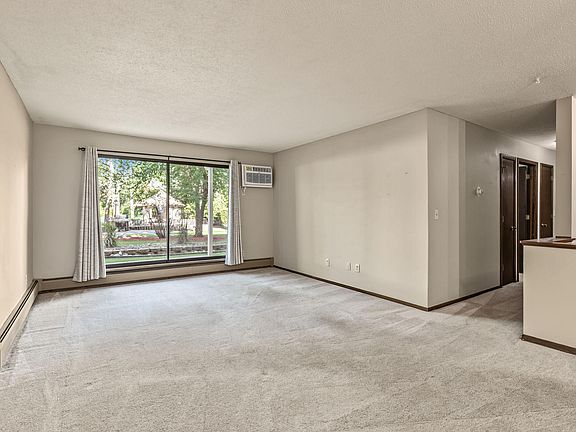 5th image of 3916 Foss Rd APT 104