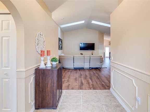 2nd image of 232 Woodbury Pines Cir