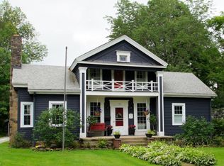 139 South St, Chardon, OH 44024