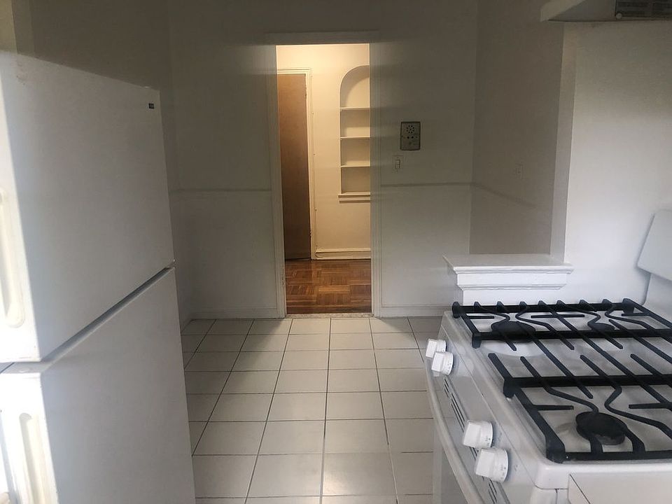 2nd image of 10820 62nd Dr APT 2J