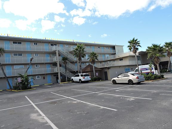 4th image of 219 S Atlantic Ave #212