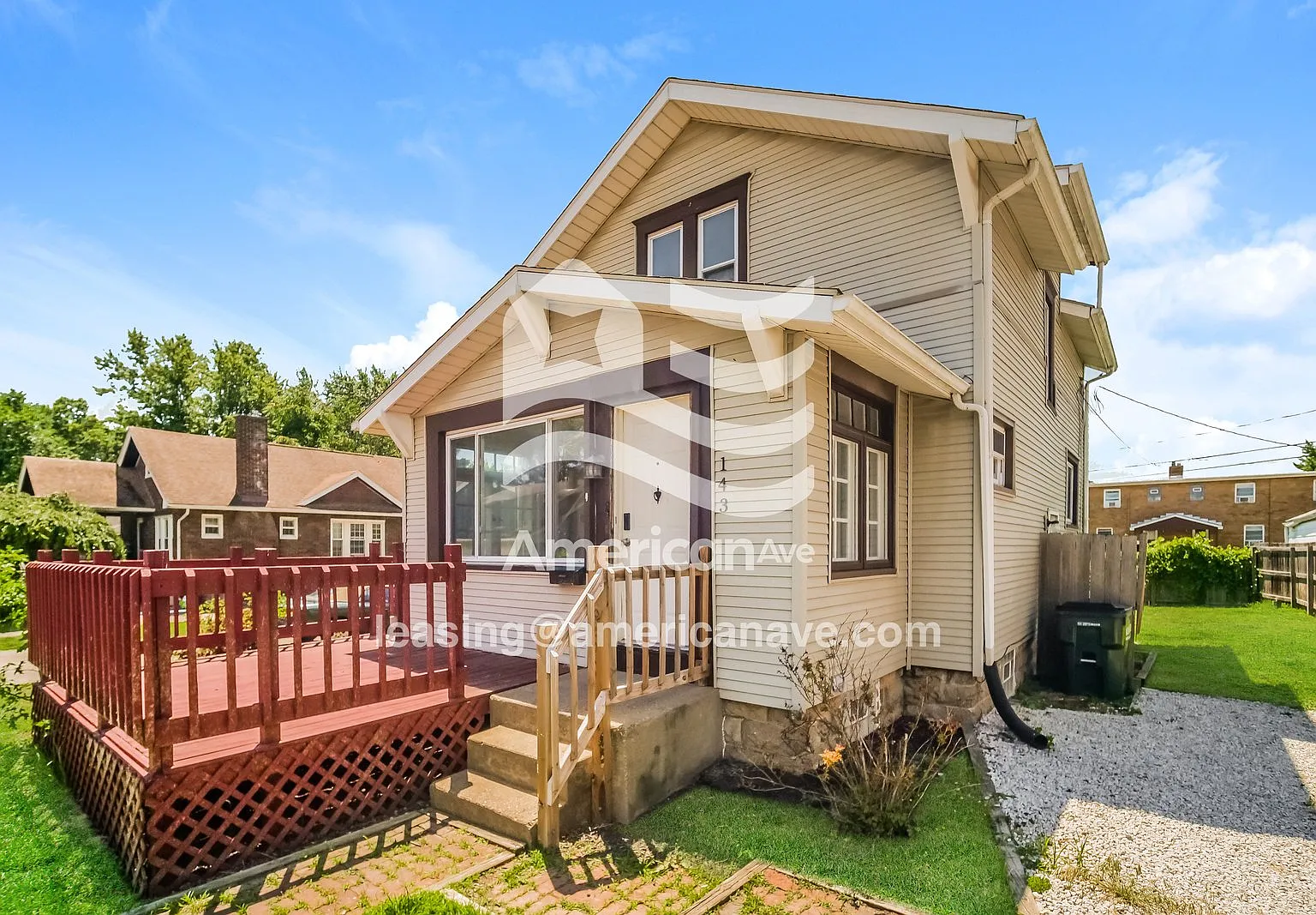 3 bed, 1.0 bath, 1168 sqft, $1,092 — Photo 2