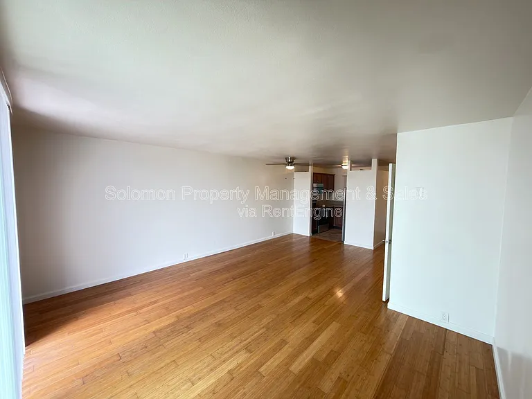 4477 Mentone St #202 — Photo 5