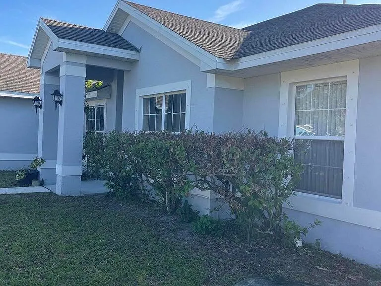 688 SW Heather St — Photo 3