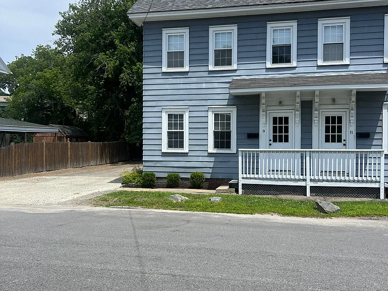 9 Charles St — Photo 1