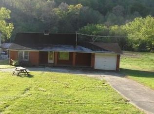 55 Freel Tackett Dr, Grethel, KY 41631