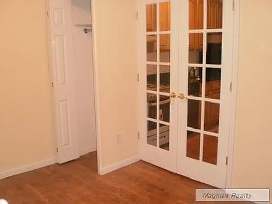 Rented by Magnum Realty Holdings, LLC | media 33