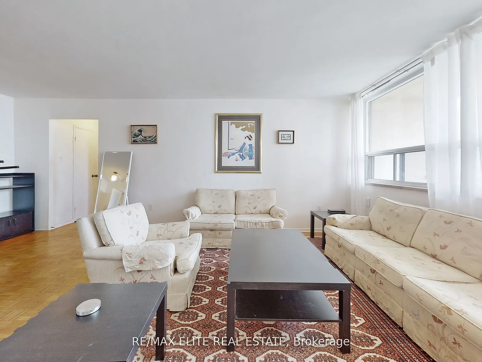 3 bed, $3,090 — Photo 1
