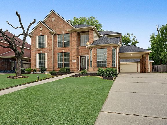 2nd image of 2502 Meadow Tree Ln
