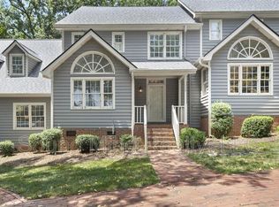 112 Lomond Ln, Cary, NC 27518
