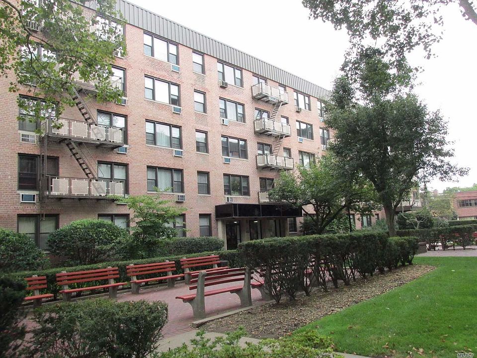 1st image of 2 Birchwood Ct APT 2M