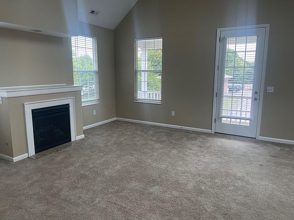 4th image of 1545 Glenn Ave