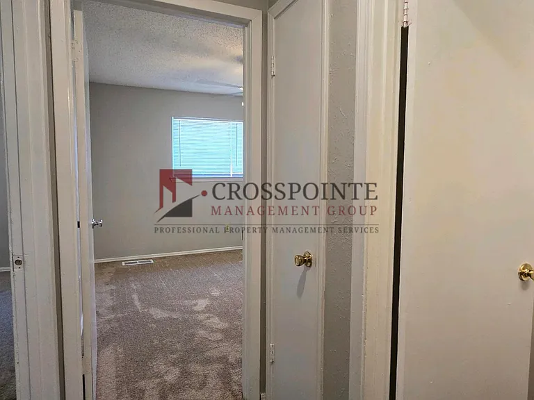 Chase Knoll Studios — Photo 6