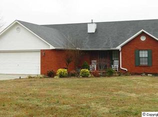 55 Sims St, Trinity, AL 35673