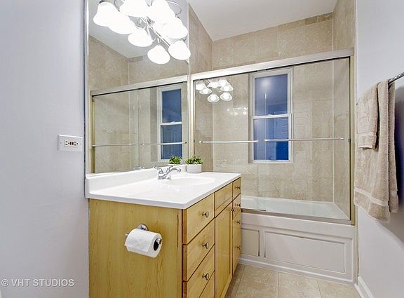4th image of 5353 N Winchester Ave #1